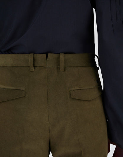 Pantaloni con risvolto regular fit